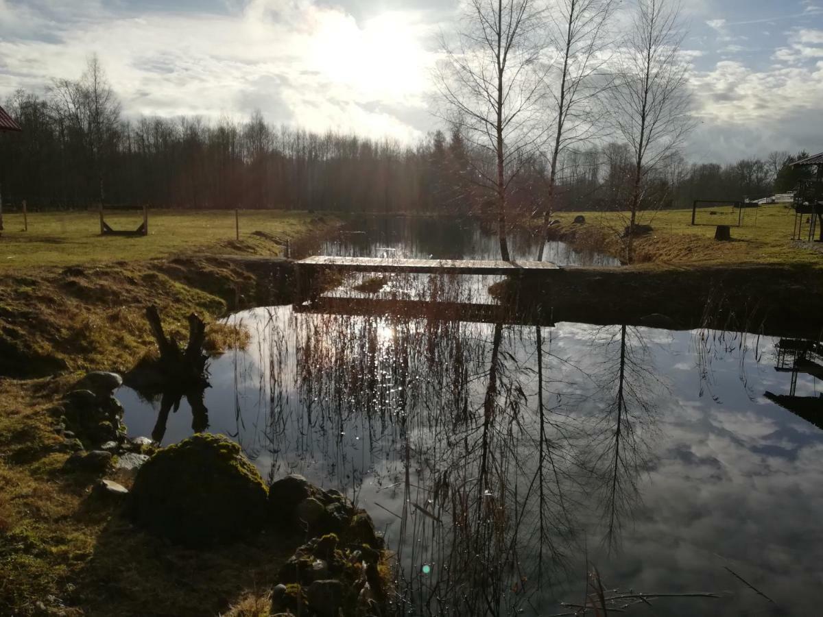 Summerland Tinuzi Bagian luar foto